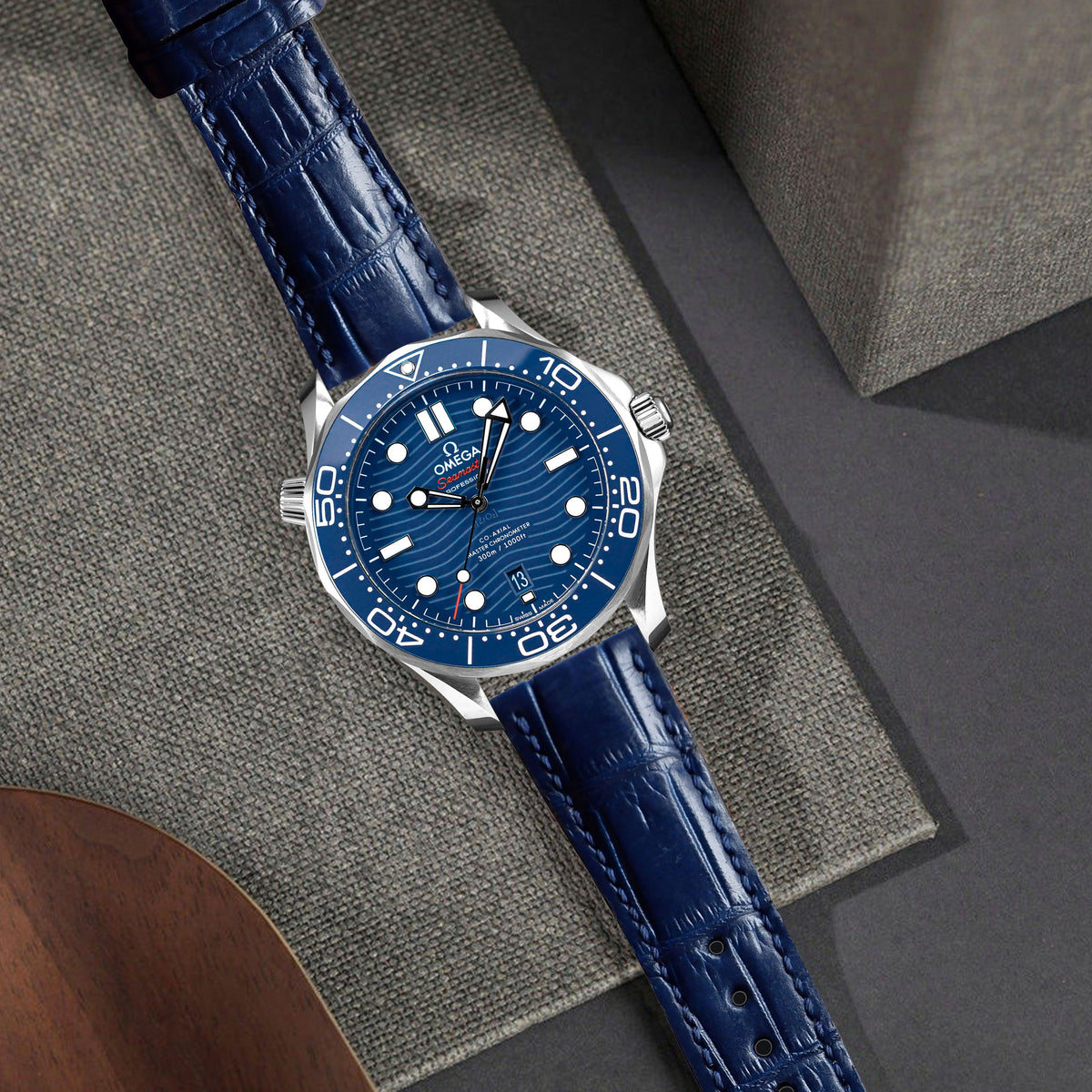 Omega Seamaster Diver 300m Straps - Croco Navy Blue – Liger Straps