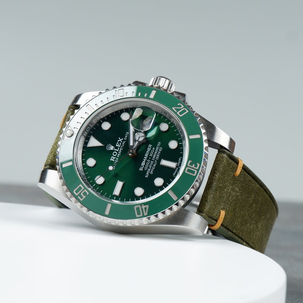 ROLEX SUBMARINER トラベルクロック グリーン Submariner All Green Hulk Style | Wall Clock | Wclocks