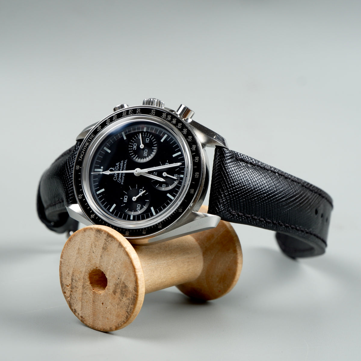 OMEGA Moonwatch ブラック ラバーベルト Omega Speedmaster Dark Side Of The Moon Chronograph 
