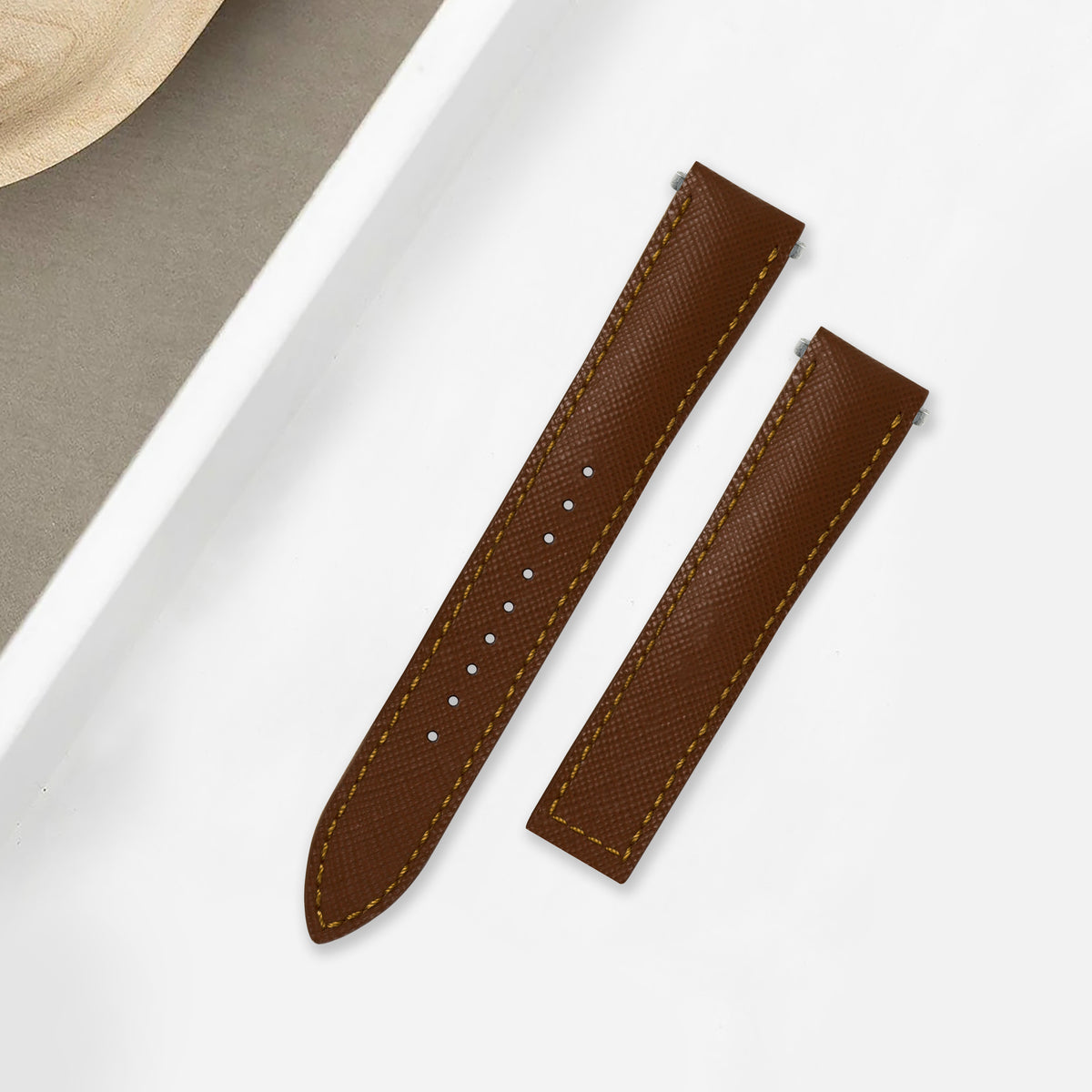 Cartier 別注 カーフストラップ 20/18mm タバコブラウン Cartier New Santos Quick Release Straps - Saffiano Brown – Liger