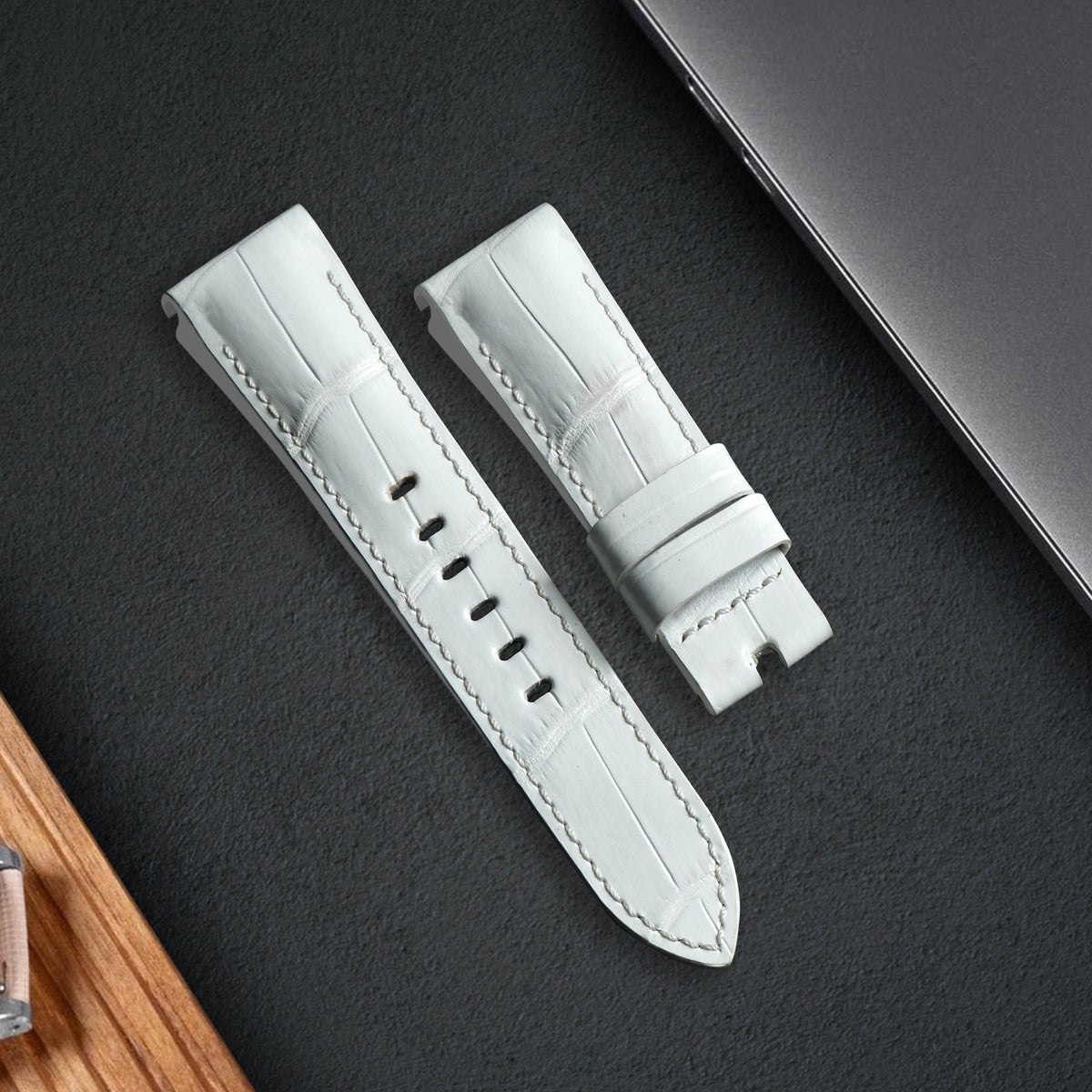 PANERAI ステンブレスレット！No.2 Panerai Luminor Due Straps - Croco White – Liger Straps