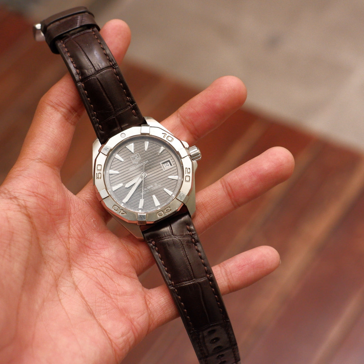Tag heuer aquaracer strap size hot sale