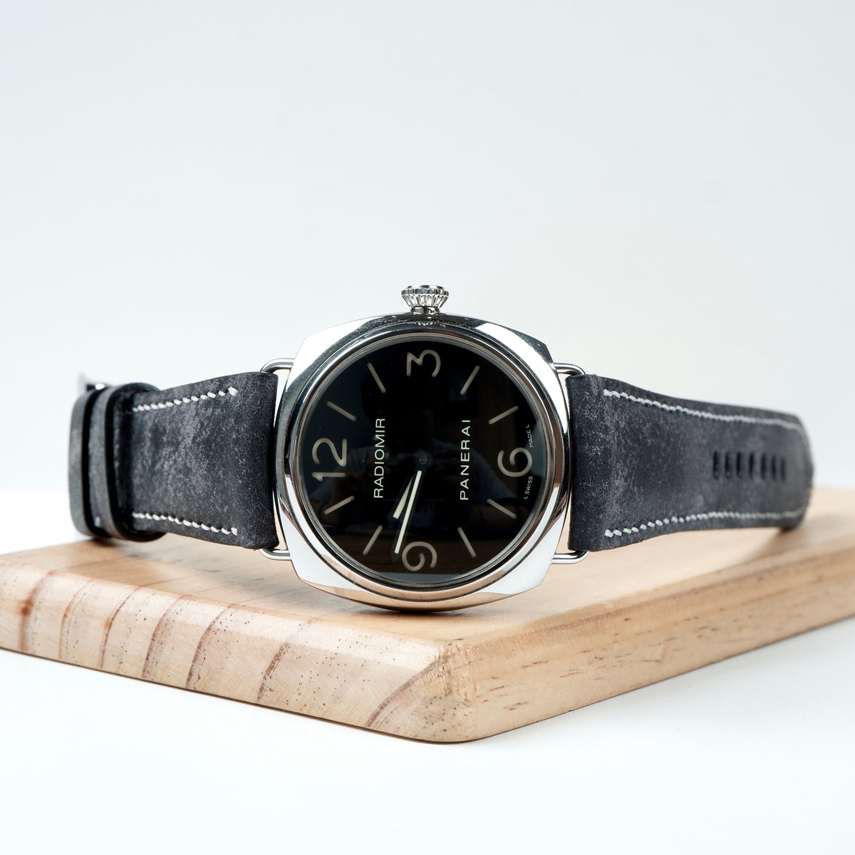 Panerai steel strap hotsell