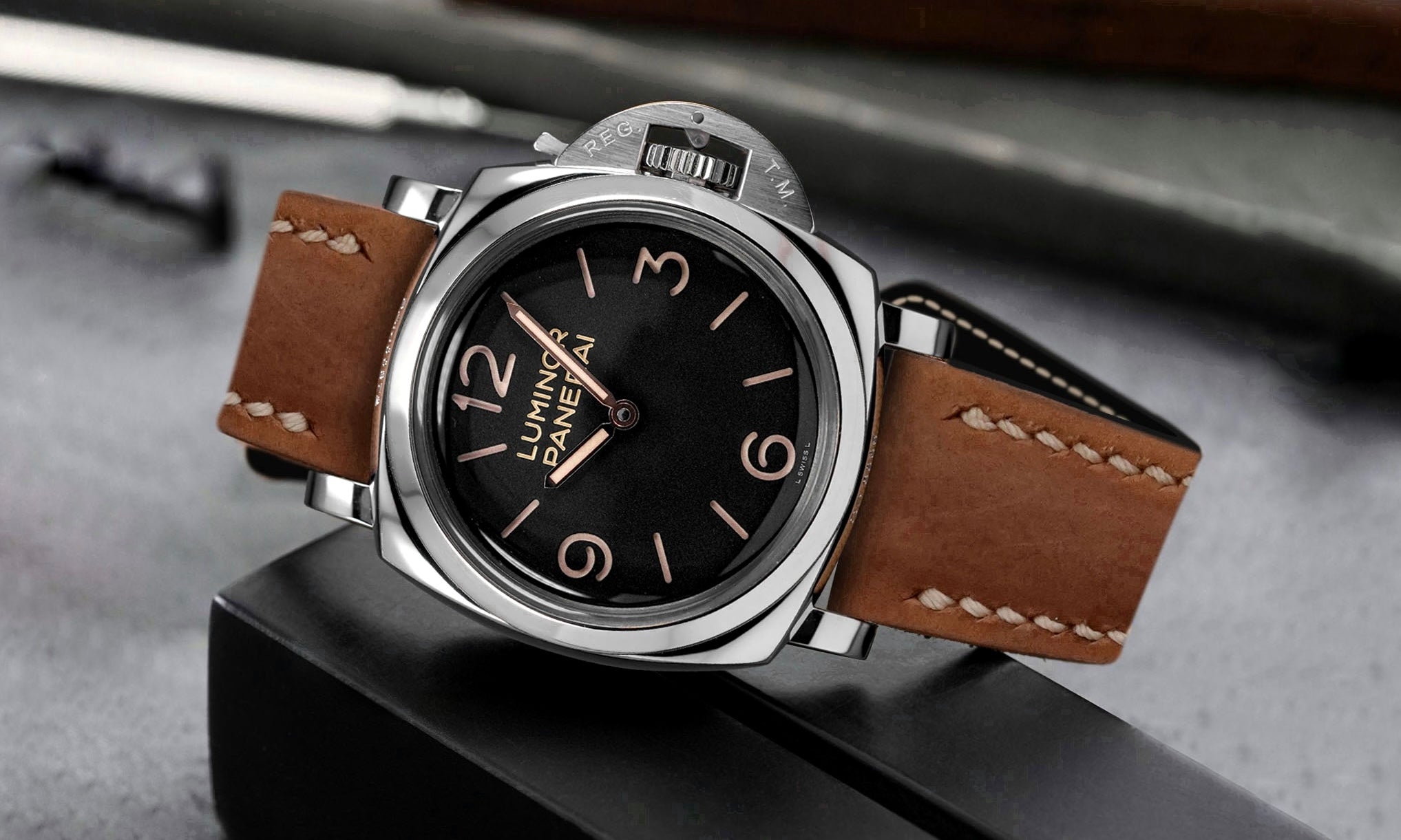 The Collector's Guide – Vintage Leather Strap Pairings That