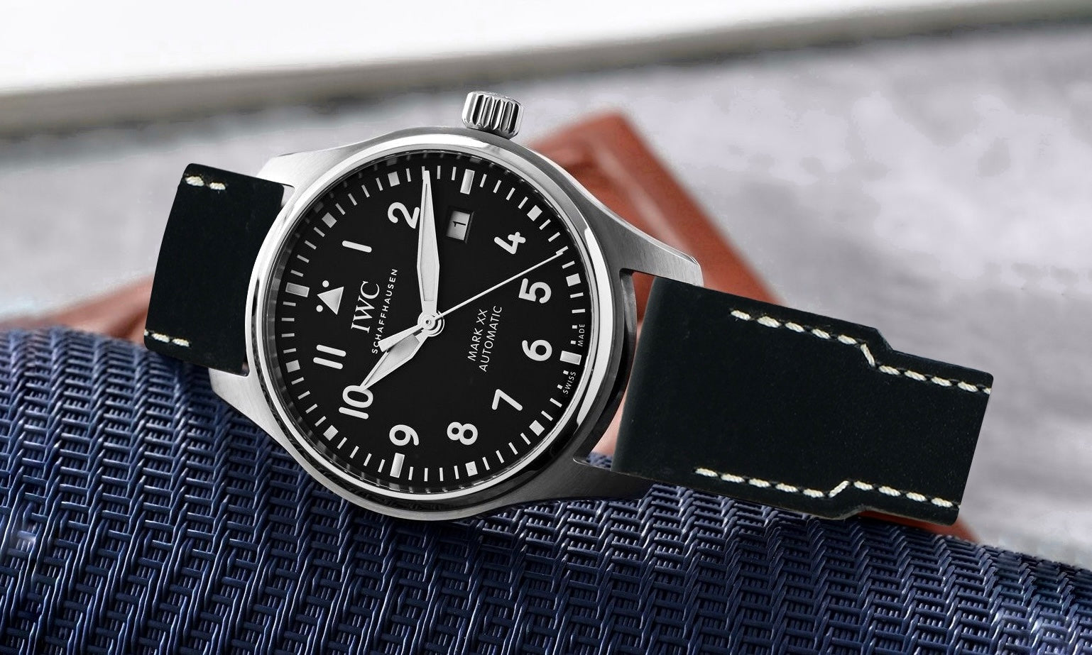 IWC 純正 カーフスキンストラップ 黒 EasX-CHANGE マーク20 IWC Easx Change Straps - Saffiano Black – Liger Straps