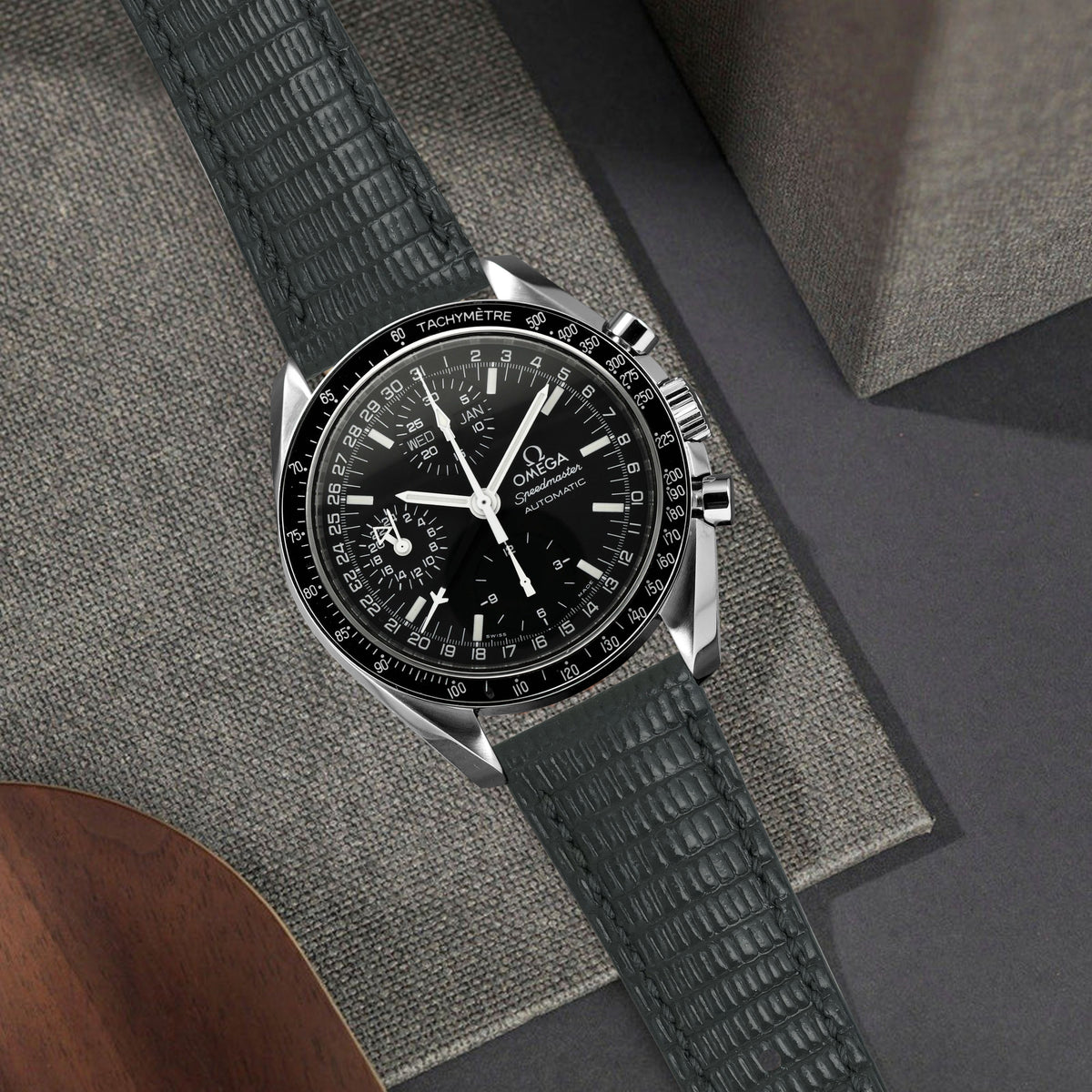 Omega Speedmaster Moonwatch Straps - Lizard Graphite – Liger Straps