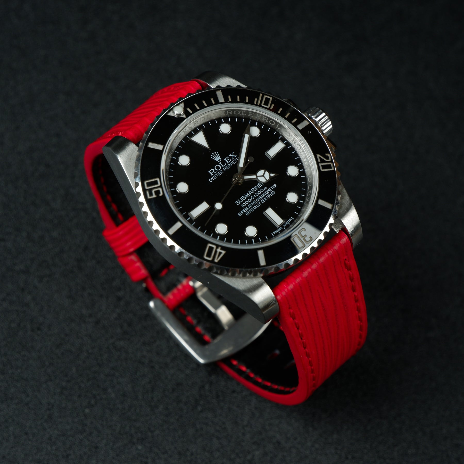 Rolex submariner red strap Clearance