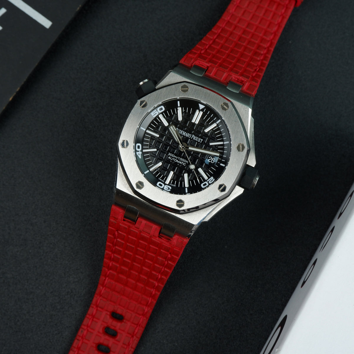 AP ROO Diver Straps - AP Chessboard Red – Liger Straps