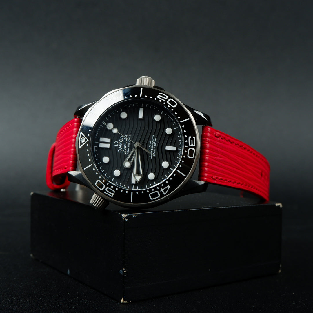 OMEGA　SEAMASTER　カフスリンクス　レッド Rubber Strap for Omega Seamaster Diver 300m 