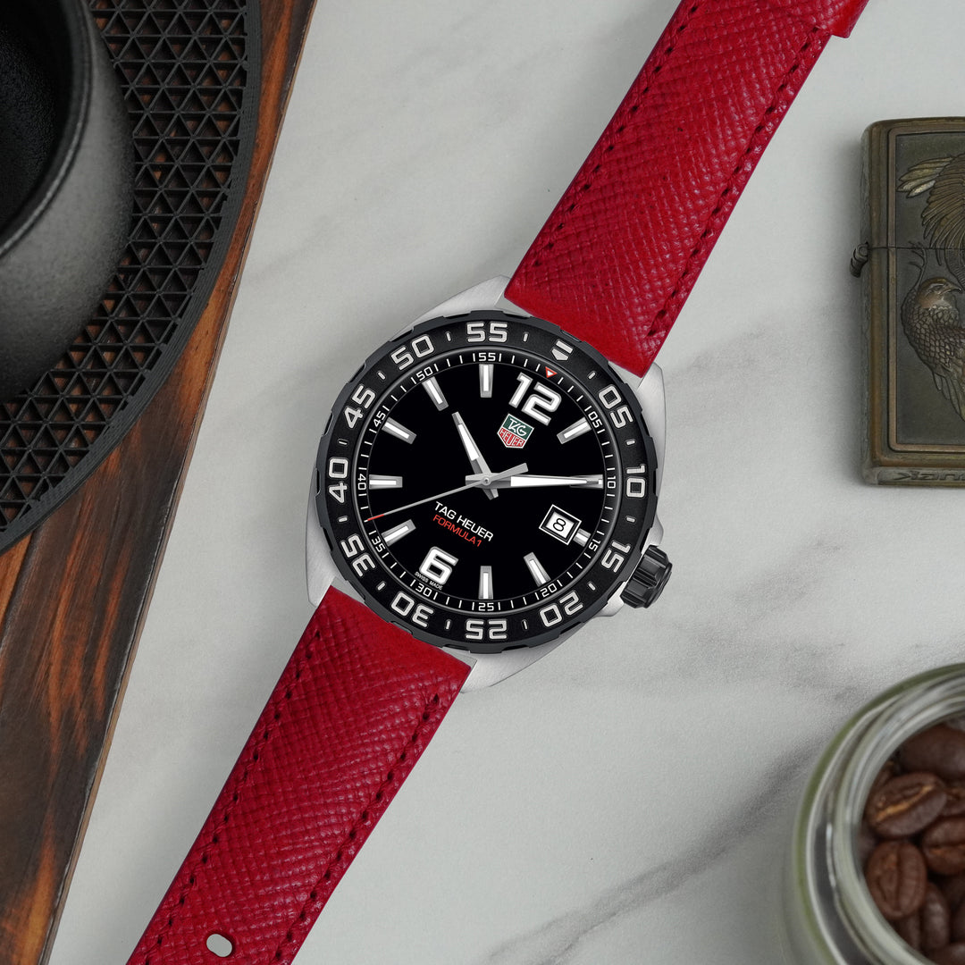レッド ラバーストラップ(TAG Heuer Connected用)おまけ付き！ Tag Heuer Formula 1 Straps - Patron Red – Liger Straps