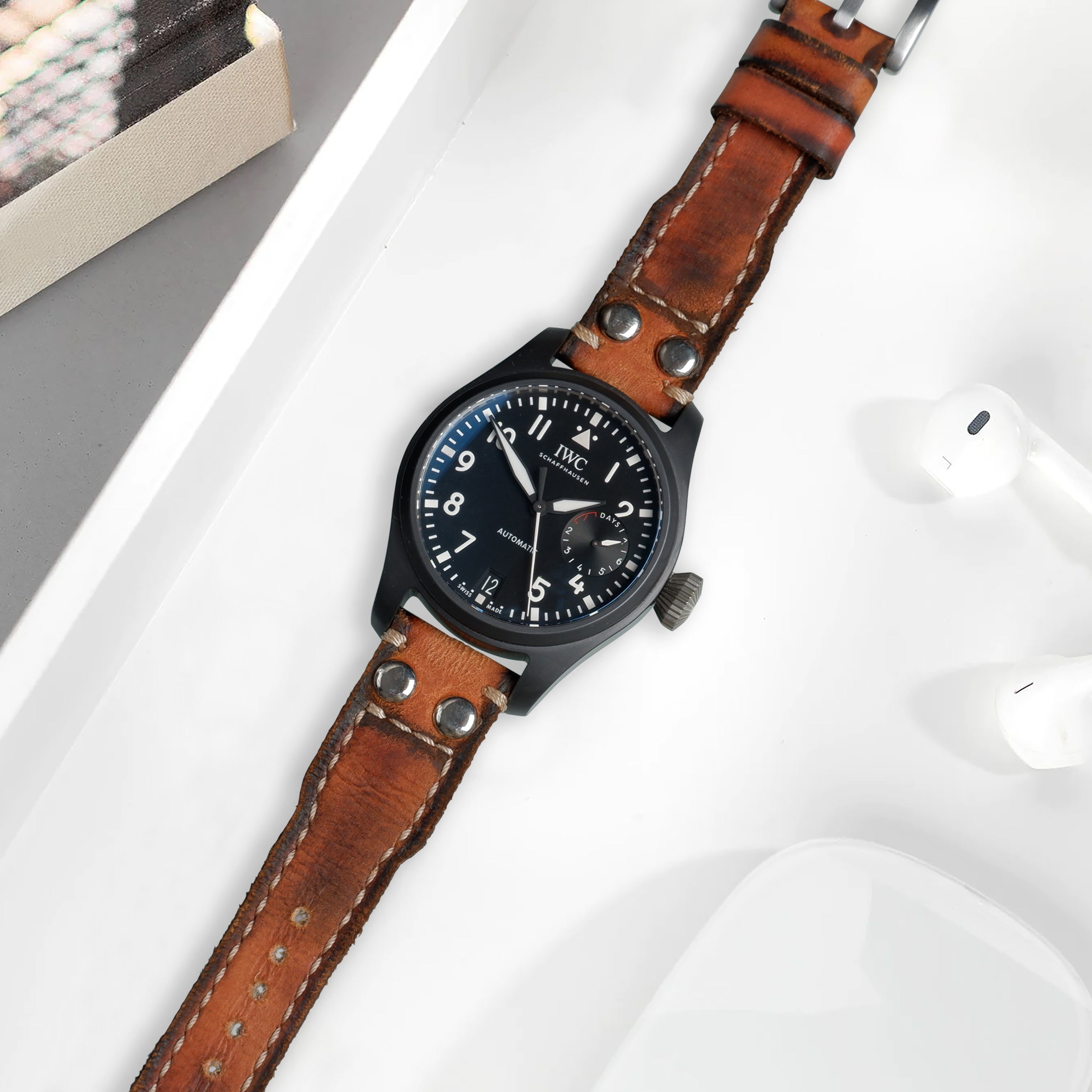 Strap Guide - IWC Pilot – Liger Straps Strap Guide - IWC Pilot – Liger Straps