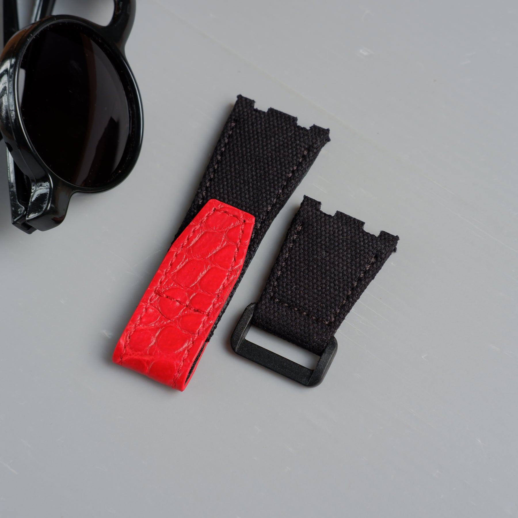 Velcro Straps - Canvas Extreme Padded Black – Liger Straps